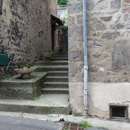 La Maison De Beatrice Murat (Cantal) Exterior foto